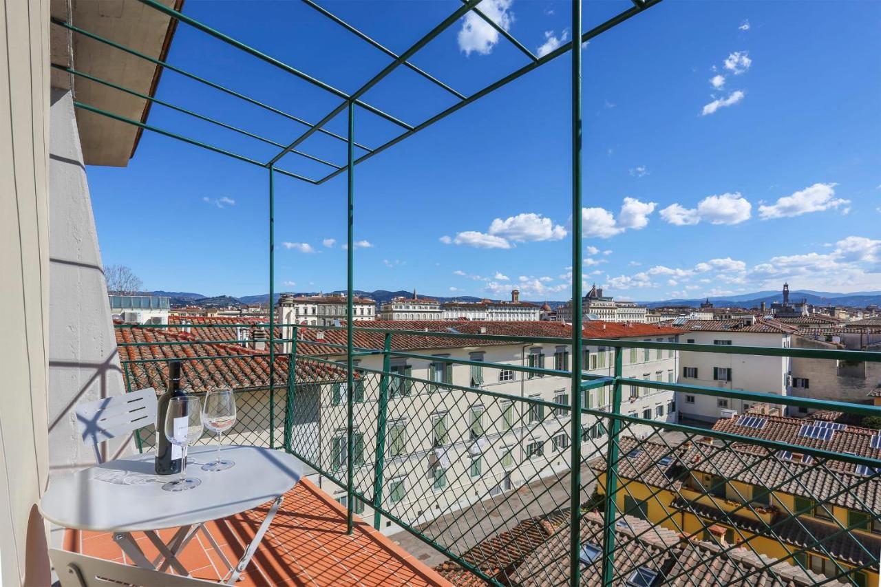 Apartament Penthouse With Big Terrace In Oltrarno Florencja Zewnętrze zdjęcie